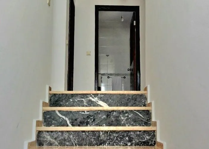 Villa Center Sea View